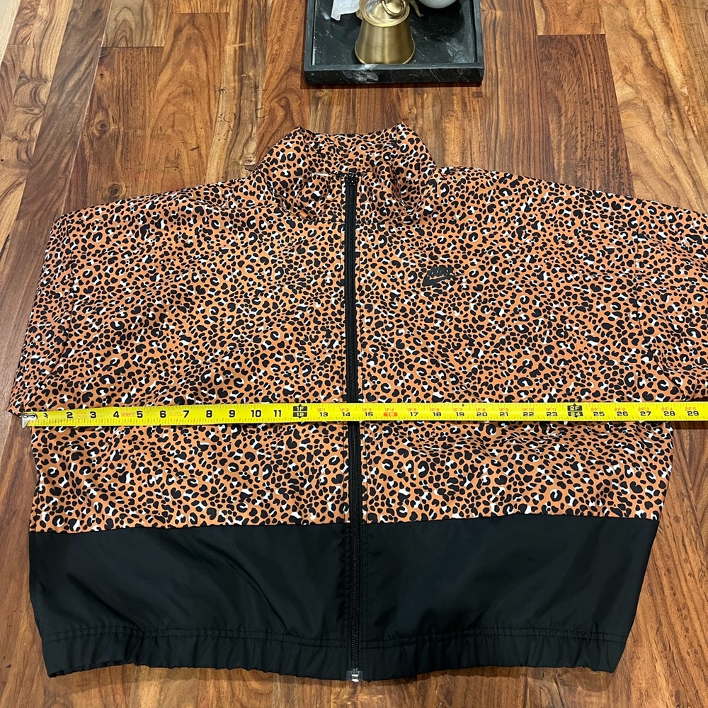 Nike Orange and Black Patterned Jacket - image 7